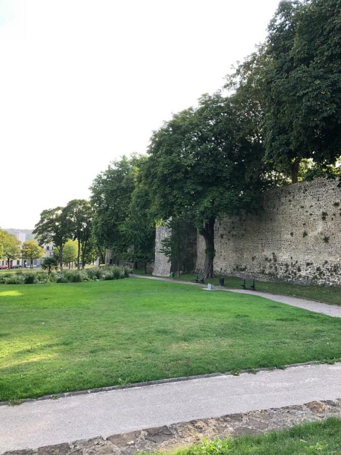 Апартаменты Face Aux Remparts Булонь-сюр-Мер Экстерьер фото
